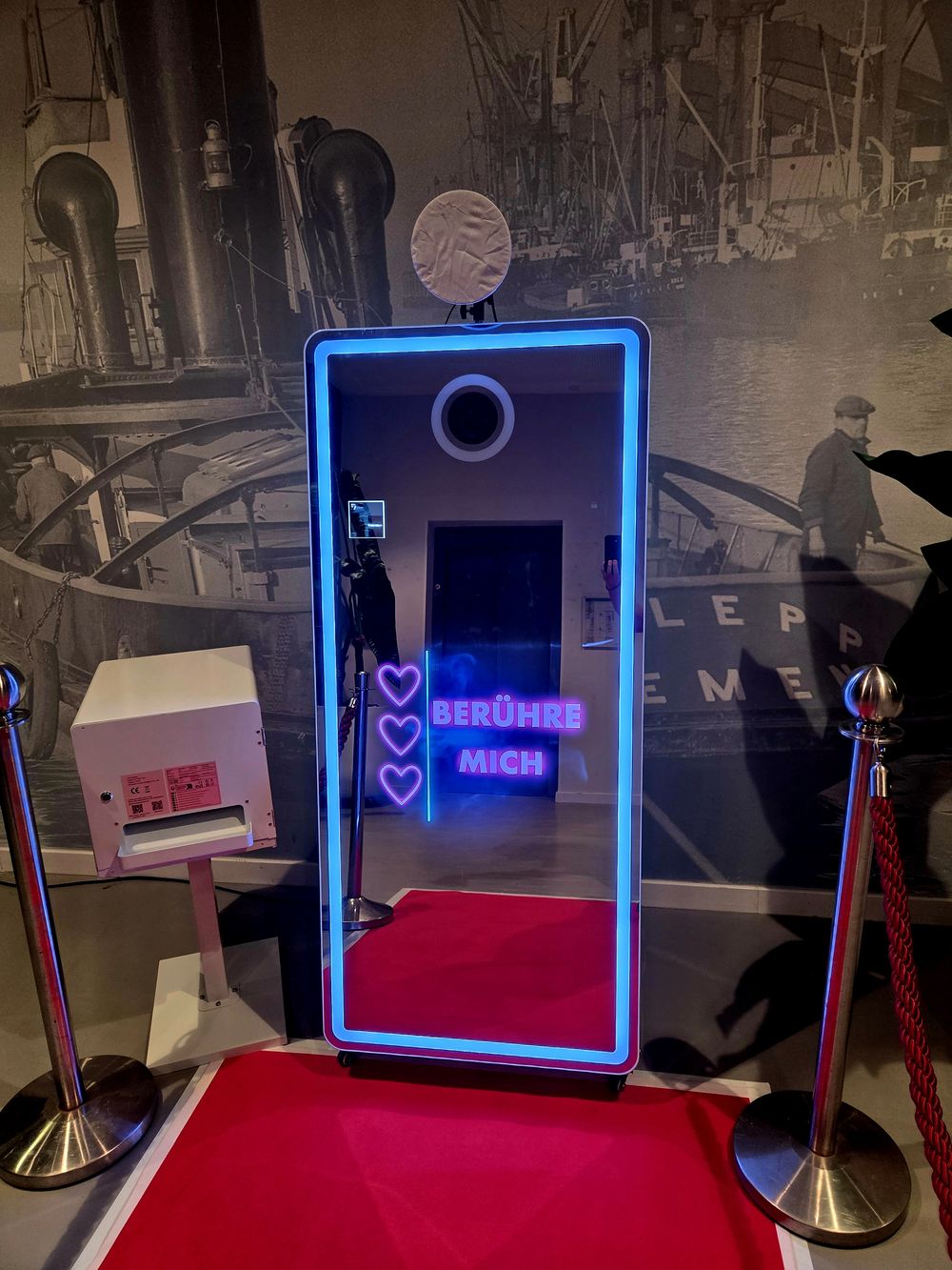 Magic Mirror Fotospiegel mit Touchscreen